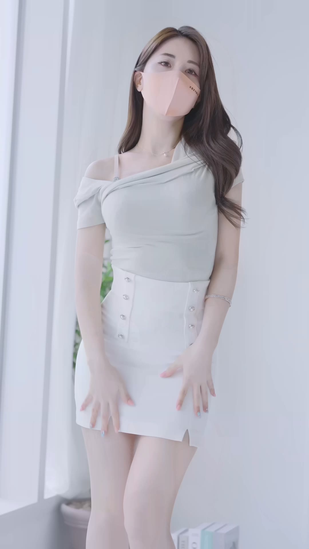 란제리 룩북-여친룩 투피스