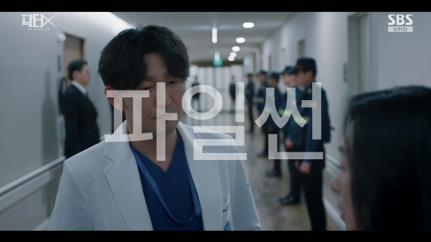 닥터X - 하얀 마피아의 시대.E06.261024.1080p